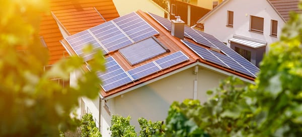 Blog Hero - How to Go Solar