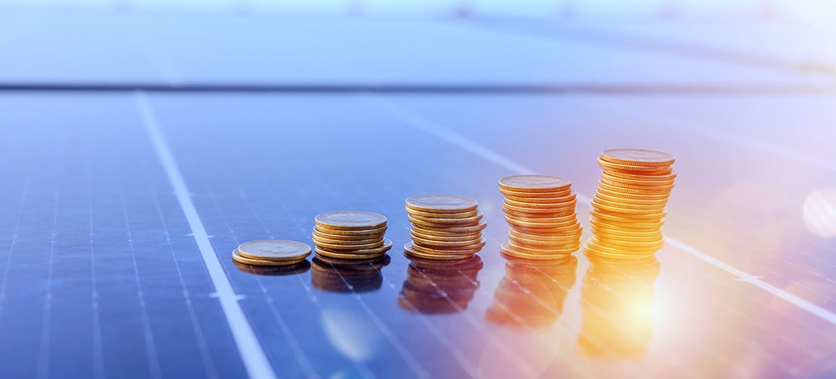 Blog Hero: How to Calculate Solar Energy Savings